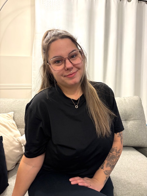 Vicky Roy, Podologue